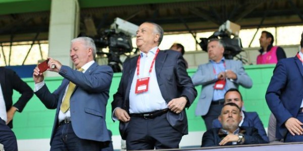 开云体育入口网址-【观察】黄潜为何成功？钱不是核心，长远规划是关键