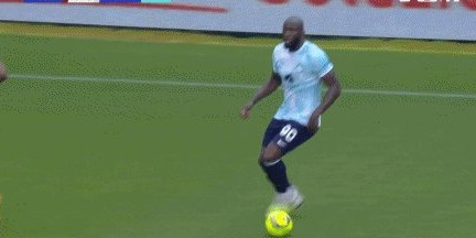 开云体育入口网址-【早报】梅西确认离队！曼城距三冠王只差一场！